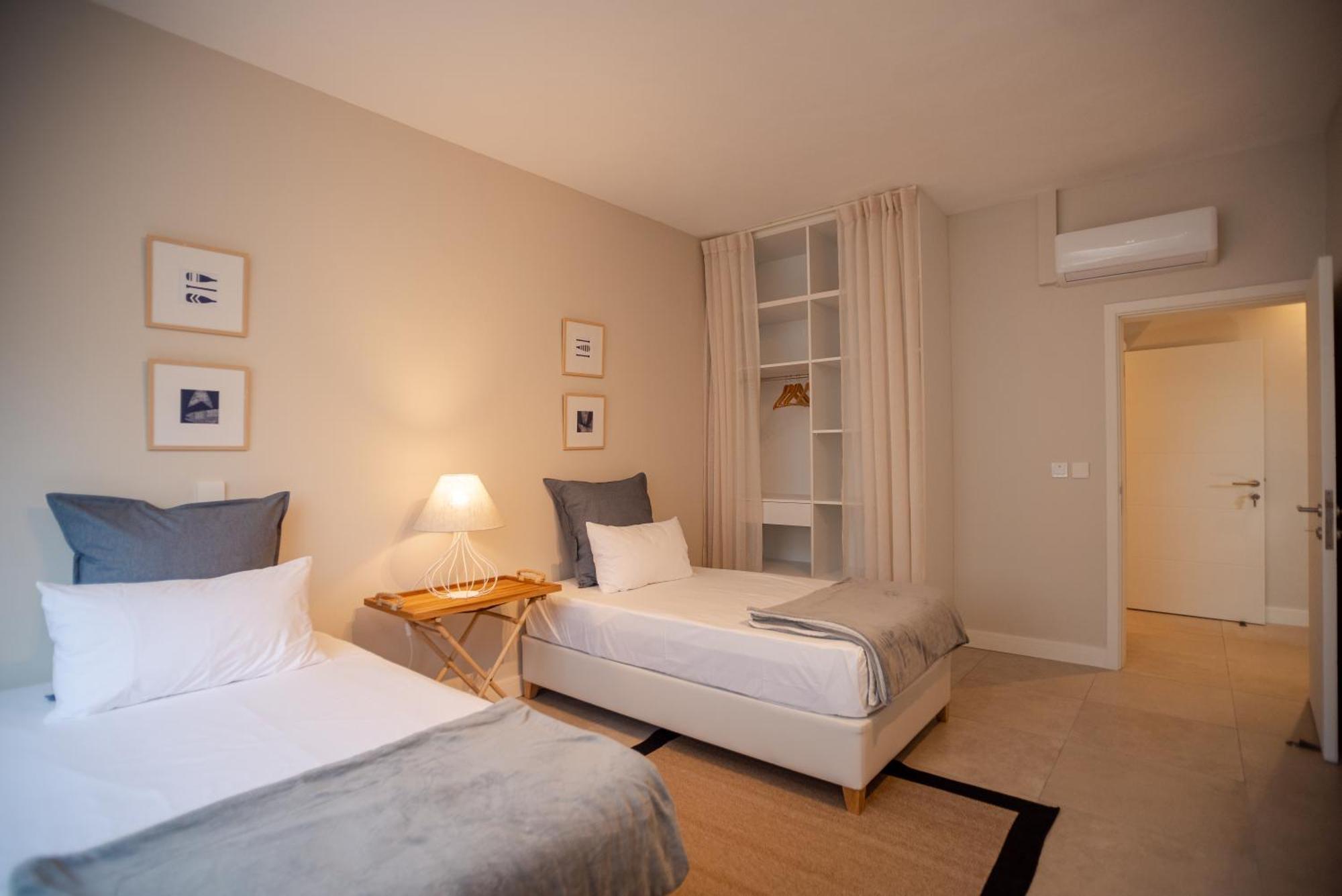 Blue Coral Beachfront Penthouse Flic en Flac Екстер'єр фото